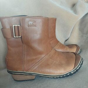 Sorel Women's Brown Leather Winter Boots